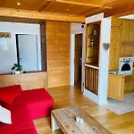 Haus Jomeity Apartmán *