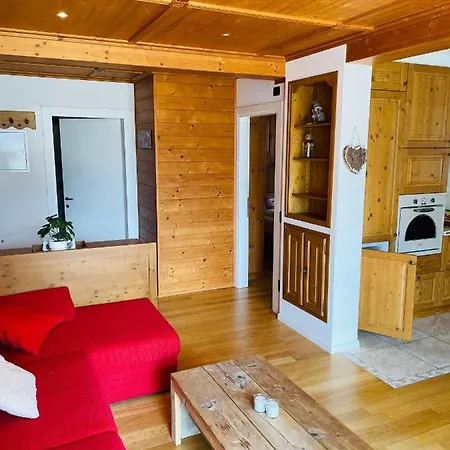 Haus Jomeity Apartment *